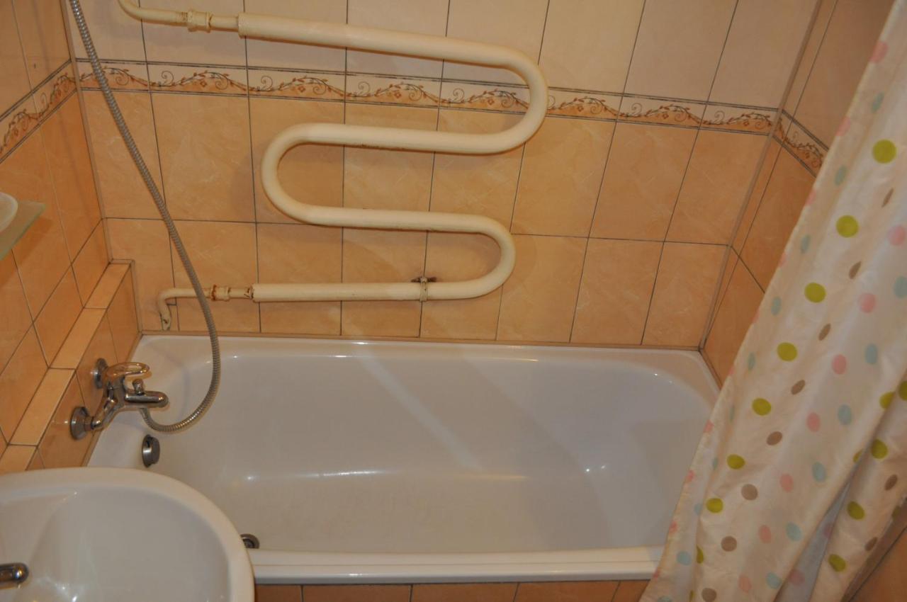 Apartment For Rent Reasonable Price Krementschuk Exterior foto